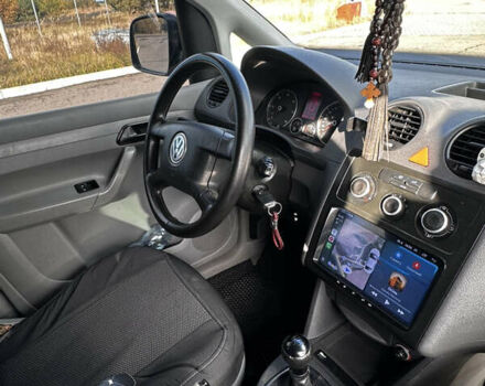 Серый Фольксваген Кадди, объемом двигателя 1.97 л и пробегом 227 тыс. км за 5500 $, фото 17 на Automoto.ua