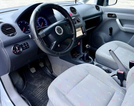 Серый Фольксваген Кадди, объемом двигателя 2 л и пробегом 286 тыс. км за 5499 $, фото 18 на Automoto.ua