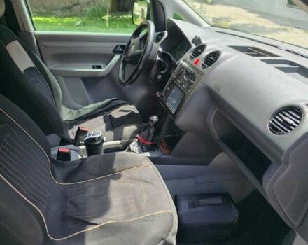 Сірий Фольксваген Кадді, об'ємом двигуна 2 л та пробігом 330 тис. км за 5000 $, фото 13 на Automoto.ua