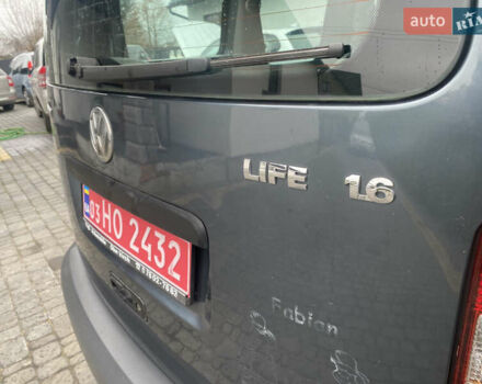 Сірий Фольксваген Кадді, об'ємом двигуна 1.6 л та пробігом 216 тис. км за 6000 $, фото 13 на Automoto.ua