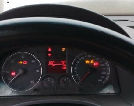 Серый Фольксваген Кадди, объемом двигателя 1.9 л и пробегом 400 тыс. км за 2839 $, фото 4 на Automoto.ua