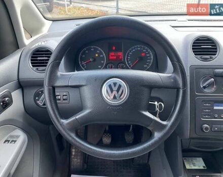 Серый Фольксваген Кадди, объемом двигателя 1.6 л и пробегом 203 тыс. км за 7800 $, фото 11 на Automoto.ua