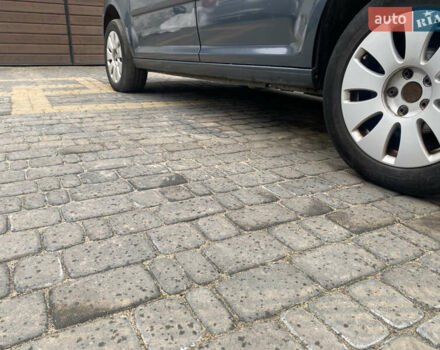 Сірий Фольксваген Кадді, об'ємом двигуна 1.6 л та пробігом 216 тис. км за 6000 $, фото 6 на Automoto.ua