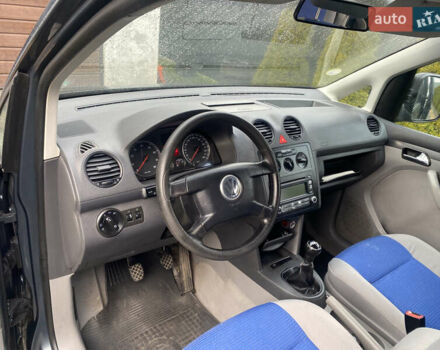 Сірий Фольксваген Кадді, об'ємом двигуна 1.6 л та пробігом 216 тис. км за 6000 $, фото 19 на Automoto.ua