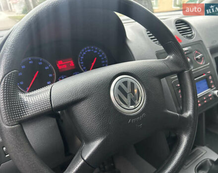 Сірий Фольксваген Кадді, об'ємом двигуна 1.6 л та пробігом 197 тис. км за 6350 $, фото 21 на Automoto.ua