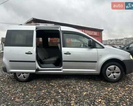 Серый Фольксваген Кадди, объемом двигателя 2 л и пробегом 320 тыс. км за 5900 $, фото 11 на Automoto.ua