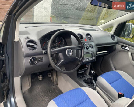 Сірий Фольксваген Кадді, об'ємом двигуна 1.6 л та пробігом 216 тис. км за 6000 $, фото 24 на Automoto.ua