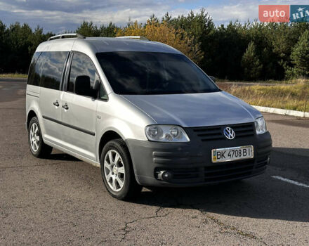Серый Фольксваген Кадди, объемом двигателя 1.97 л и пробегом 227 тыс. км за 5500 $, фото 2 на Automoto.ua