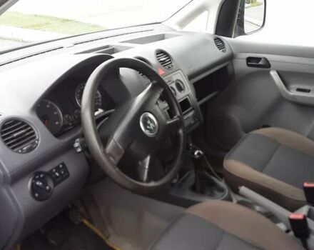 Серый Фольксваген Кадди, объемом двигателя 1.9 л и пробегом 240 тыс. км за 5800 $, фото 9 на Automoto.ua