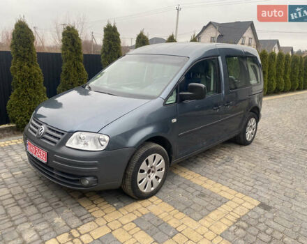 Сірий Фольксваген Кадді, об'ємом двигуна 1.6 л та пробігом 216 тис. км за 6000 $, фото 2 на Automoto.ua
