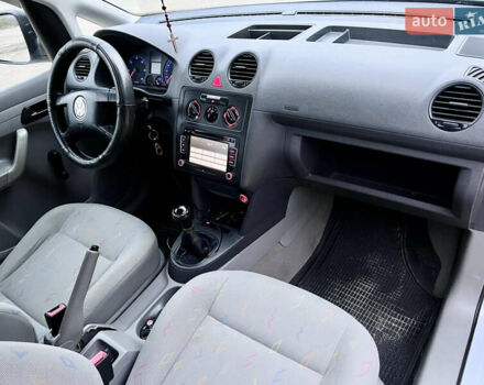 Серый Фольксваген Кадди, объемом двигателя 2 л и пробегом 286 тыс. км за 5499 $, фото 33 на Automoto.ua