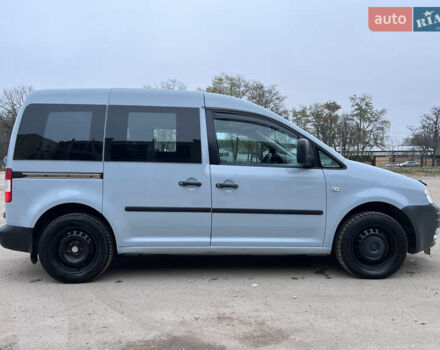 Серый Фольксваген Кадди, объемом двигателя 2 л и пробегом 286 тыс. км за 5499 $, фото 3 на Automoto.ua