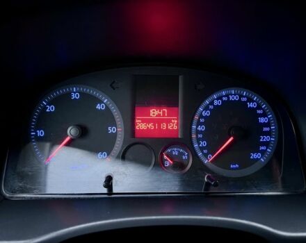 Серый Фольксваген Кадди, объемом двигателя 2 л и пробегом 286 тыс. км за 5499 $, фото 19 на Automoto.ua