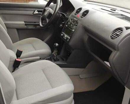 Серый Фольксваген Кадди, объемом двигателя 1.6 л и пробегом 230 тыс. км за 5500 $, фото 9 на Automoto.ua