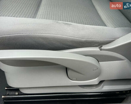 Сірий Фольксваген Кадді, об'ємом двигуна 1.6 л та пробігом 197 тис. км за 6350 $, фото 36 на Automoto.ua