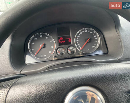 Сірий Фольксваген Кадді, об'ємом двигуна 1.6 л та пробігом 216 тис. км за 6000 $, фото 20 на Automoto.ua