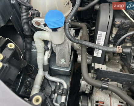 Сірий Фольксваген Кадді, об'ємом двигуна 1.6 л та пробігом 197 тис. км за 6350 $, фото 30 на Automoto.ua