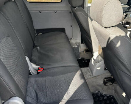 Серый Фольксваген Кадди, объемом двигателя 1.97 л и пробегом 227 тыс. км за 5500 $, фото 12 на Automoto.ua