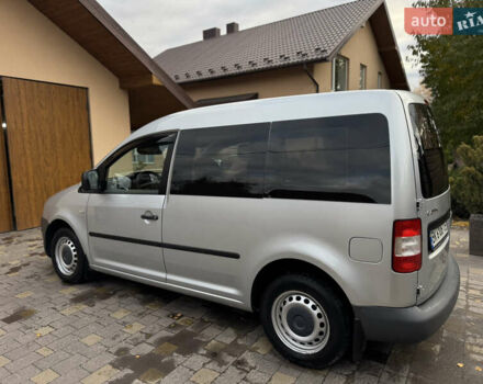 Сірий Фольксваген Кадді, об'ємом двигуна 2 л та пробігом 370 тис. км за 3950 $, фото 10 на Automoto.ua