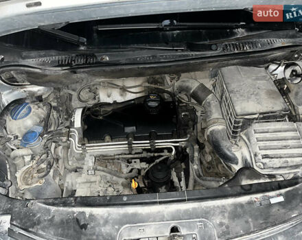 Серый Фольксваген Кадди, объемом двигателя 1.97 л и пробегом 364 тыс. км за 5000 $, фото 17 на Automoto.ua