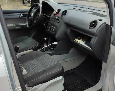 Сірий Фольксваген Кадді, об'ємом двигуна 1.6 л та пробігом 318 тис. км за 6700 $, фото 6 на Automoto.ua