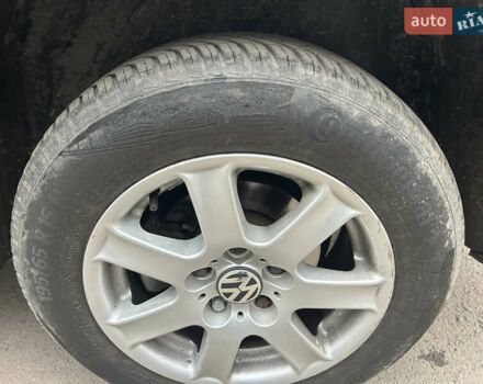 Сірий Фольксваген Кадді, об'ємом двигуна 1.6 л та пробігом 197 тис. км за 6350 $, фото 34 на Automoto.ua