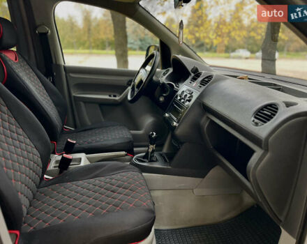 Фольксваген Кадди 2005 в Житомире на Automoto.ua Серый Фольксваген Кадди, объемом двигателя 1.9 л и пробегом 352 тыс. км за 6500 $, фото 4 на Automoto.ua