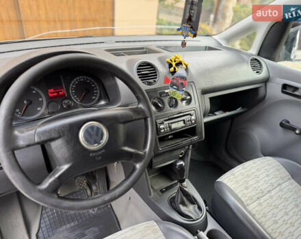 Сірий Фольксваген Кадді, об'ємом двигуна 2 л та пробігом 370 тис. км за 3950 $, фото 19 на Automoto.ua