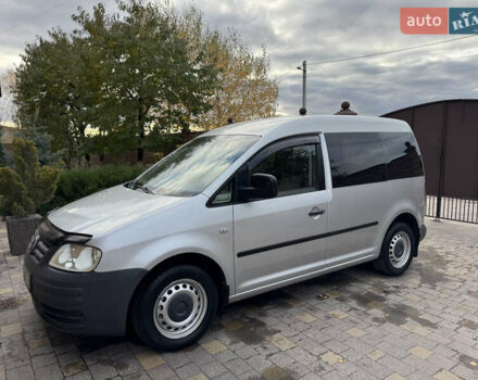 Сірий Фольксваген Кадді, об'ємом двигуна 2 л та пробігом 370 тис. км за 3950 $, фото 12 на Automoto.ua