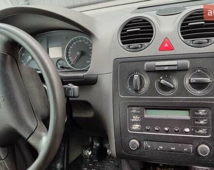 Сірий Фольксваген Кадді, об'ємом двигуна 1.6 л та пробігом 318 тис. км за 6700 $, фото 7 на Automoto.ua