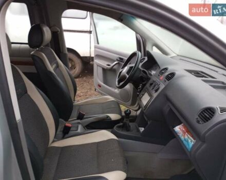 Серый Фольксваген Кадди, объемом двигателя 1.9 л и пробегом 400 тыс. км за 2839 $, фото 1 на Automoto.ua