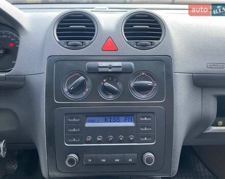 Серый Фольксваген Кадди, объемом двигателя 1.6 л и пробегом 203 тыс. км за 7800 $, фото 13 на Automoto.ua