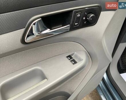 Серый Фольксваген Кадди, объемом двигателя 1.6 л и пробегом 203 тыс. км за 7800 $, фото 8 на Automoto.ua