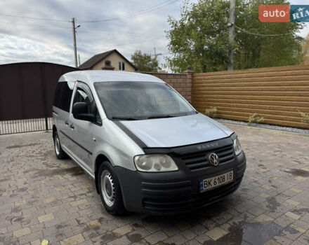 Сірий Фольксваген Кадді, об'ємом двигуна 2 л та пробігом 370 тис. км за 3950 $, фото 16 на Automoto.ua