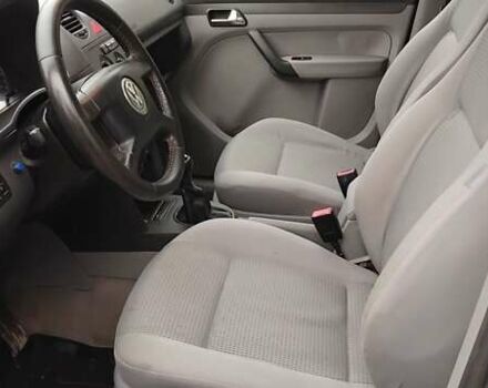 Серый Фольксваген Кадди, объемом двигателя 1.6 л и пробегом 230 тыс. км за 5500 $, фото 10 на Automoto.ua