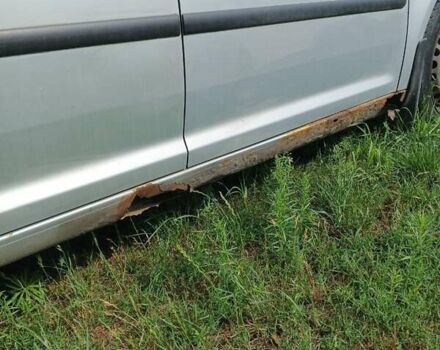 Серый Фольксваген Кадди, объемом двигателя 1.9 л и пробегом 350 тыс. км за 4000 $, фото 5 на Automoto.ua