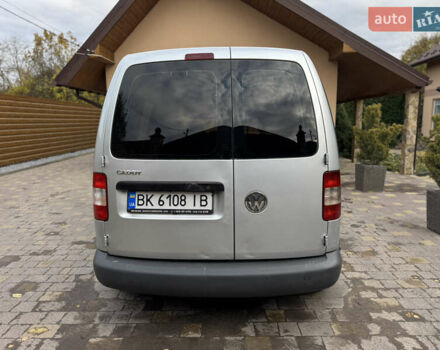 Сірий Фольксваген Кадді, об'ємом двигуна 2 л та пробігом 370 тис. км за 3950 $, фото 7 на Automoto.ua