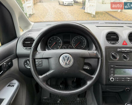 Серый Фольксваген Кадди, объемом двигателя 1.6 л и пробегом 183 тыс. км за 7200 $, фото 18 на Automoto.ua
