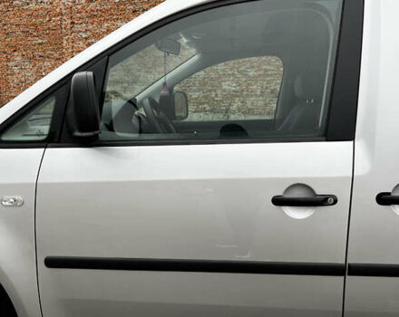 Сірий Фольксваген Кадді, об'ємом двигуна 1.6 л та пробігом 239 тис. км за 7200 $, фото 14 на Automoto.ua