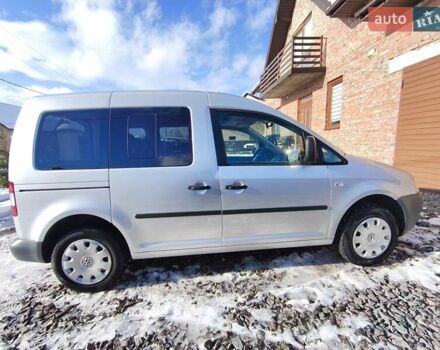 Серый Фольксваген Кадди, объемом двигателя 1.6 л и пробегом 219 тыс. км за 6650 $, фото 1 на Automoto.ua