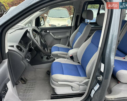 Серый Фольксваген Кадди, объемом двигателя 1.6 л и пробегом 220 тыс. км за 6900 $, фото 10 на Automoto.ua