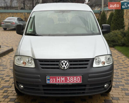 Серый Фольксваген Кадди, объемом двигателя 1.6 л и пробегом 183 тыс. км за 7200 $, фото 1 на Automoto.ua