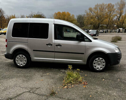 Сірий Фольксваген Кадді, об'ємом двигуна 1.6 л та пробігом 239 тис. км за 7200 $, фото 3 на Automoto.ua