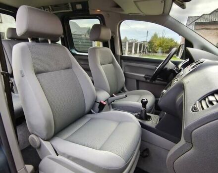 Серый Фольксваген Кадди, объемом двигателя 1.6 л и пробегом 218 тыс. км за 6750 $, фото 38 на Automoto.ua