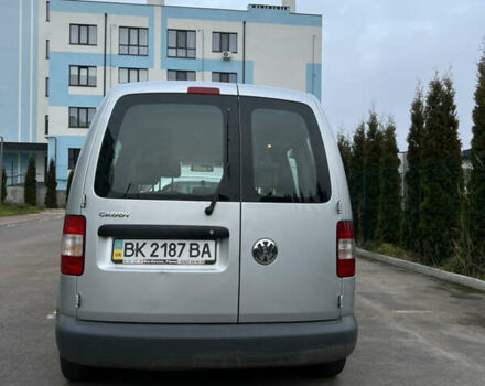 Сірий Фольксваген Кадді, об'ємом двигуна 2 л та пробігом 187 тис. км за 5300 $, фото 5 на Automoto.ua