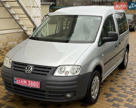 Серый Фольксваген Кадди, объемом двигателя 1.6 л и пробегом 183 тыс. км за 7200 $, фото 2 на Automoto.ua
