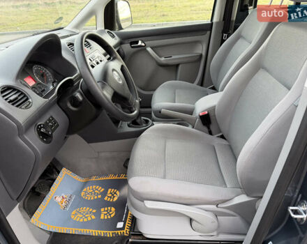 Серый Фольксваген Кадди, объемом двигателя 1.6 л и пробегом 227 тыс. км за 7899 $, фото 50 на Automoto.ua