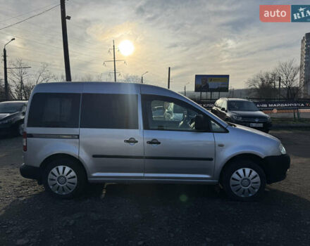 Серый Фольксваген Кадди, объемом двигателя 1.97 л и пробегом 211 тыс. км за 5500 $, фото 5 на Automoto.ua