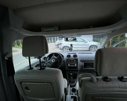 Сірий Фольксваген Кадді, об'ємом двигуна 2 л та пробігом 187 тис. км за 5300 $, фото 17 на Automoto.ua