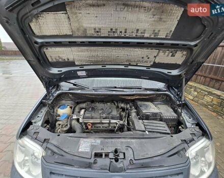 Сірий Фольксваген Кадді, об'ємом двигуна 1.9 л та пробігом 368 тис. км за 6600 $, фото 13 на Automoto.ua